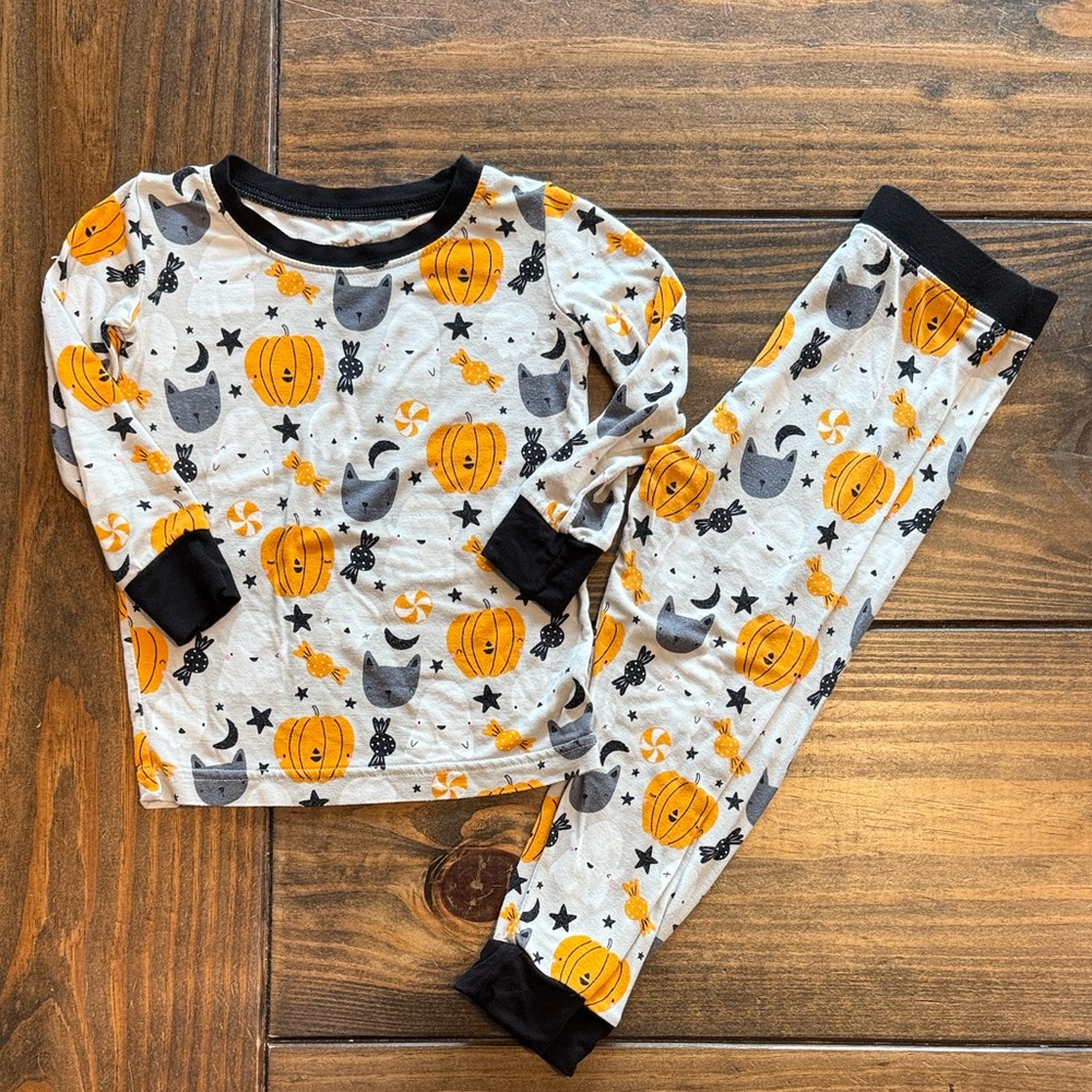 Little Sleepies Halloween Boo Crew 2 Piece Pajama 12-18 months